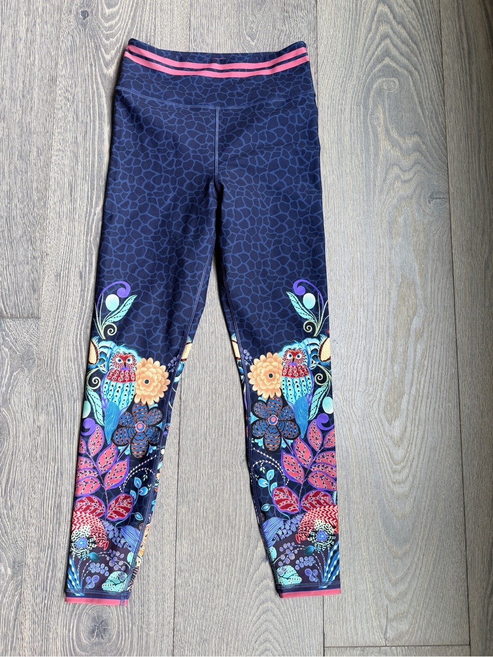Johnny Was Active Graphic Owl Leggings in Multicolor Size Small